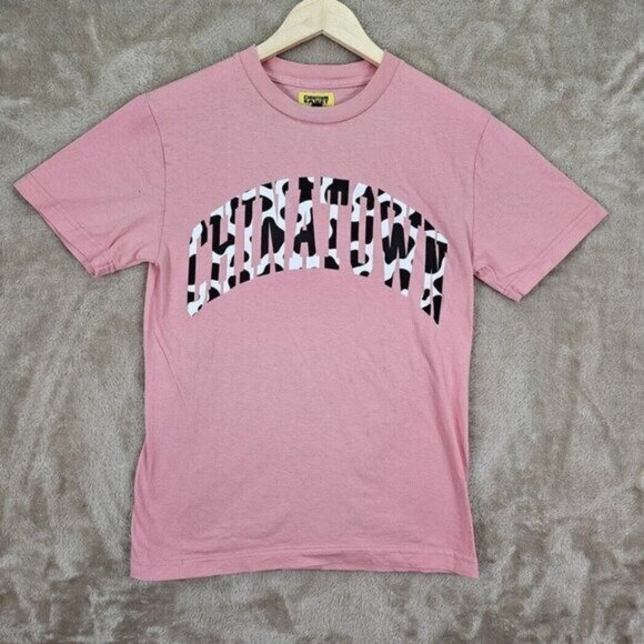 Made in USA Chinatown Market Cow Print Arch T-Shirt Pink Spell Out Logo Men's S - Picture 1 of 10